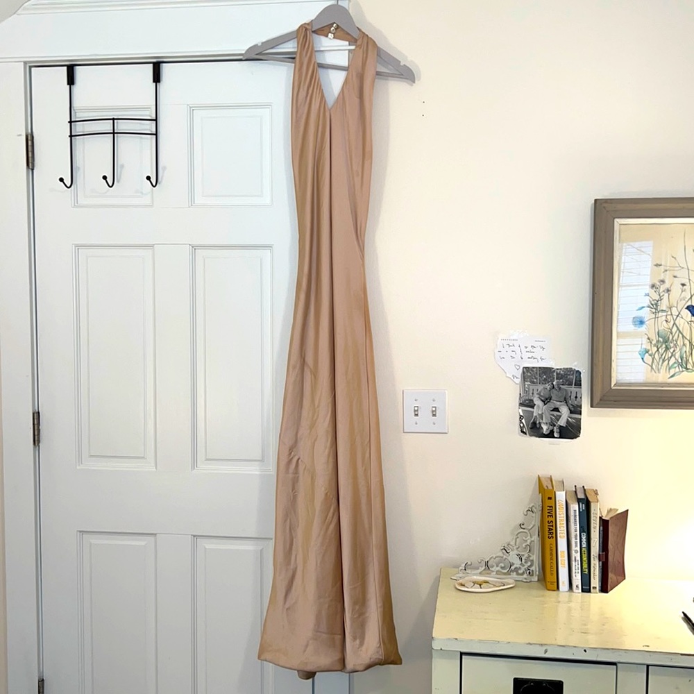 Show Me Your MuMu Jasmine Halter Maxi Dress Color: Champagne Luxe Satin
Size: XS